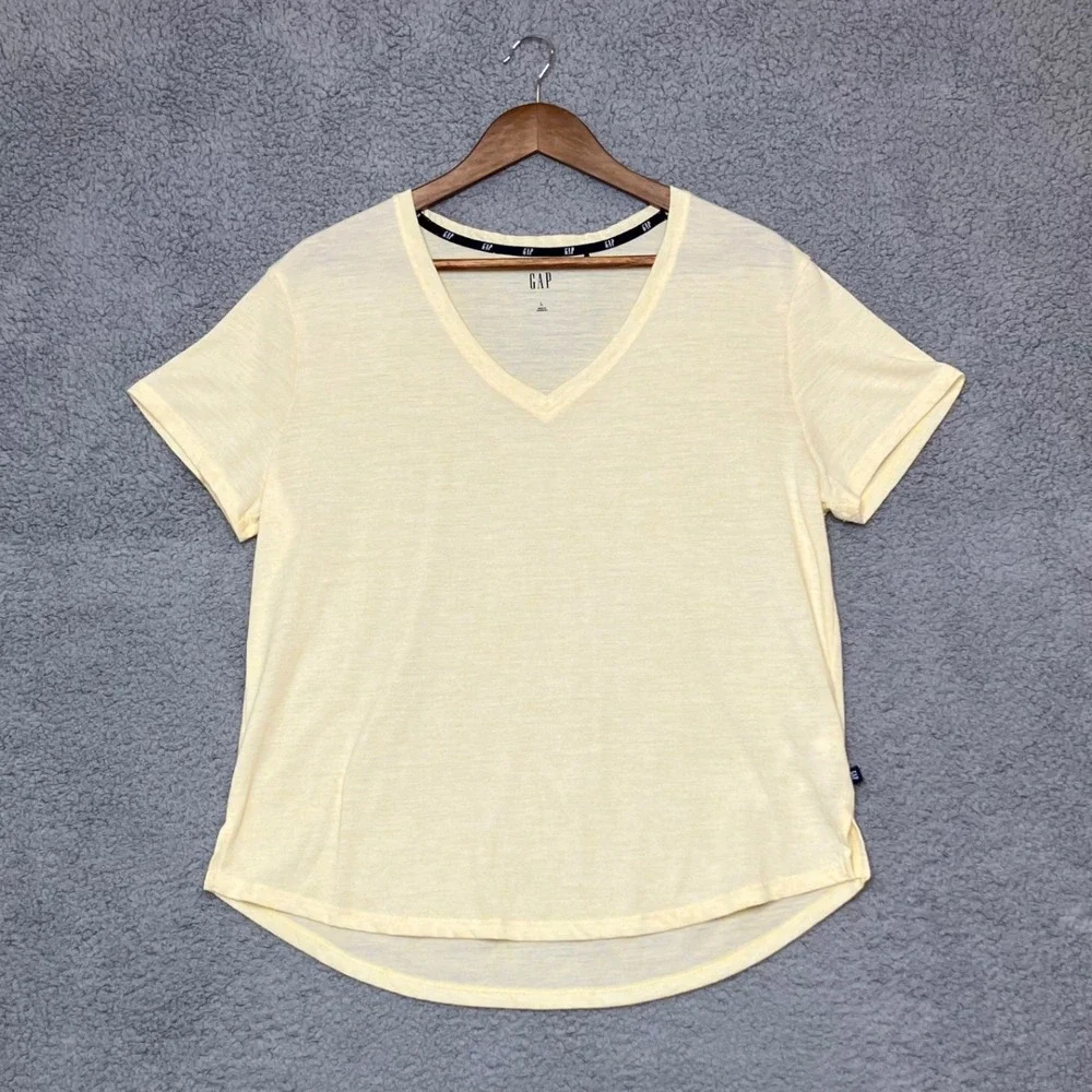 LOT of 2 Gap Linen Blend Short Sleeve Tees Women L Blue Yellow V-Neck Coastal